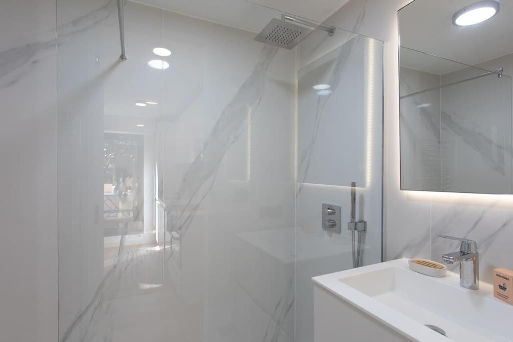 #11 Alex Suite Terrace Parking Ac 2 Bdr 5Mins To Sea Saint-Jean-Cap-Ferrat Buitenkant foto